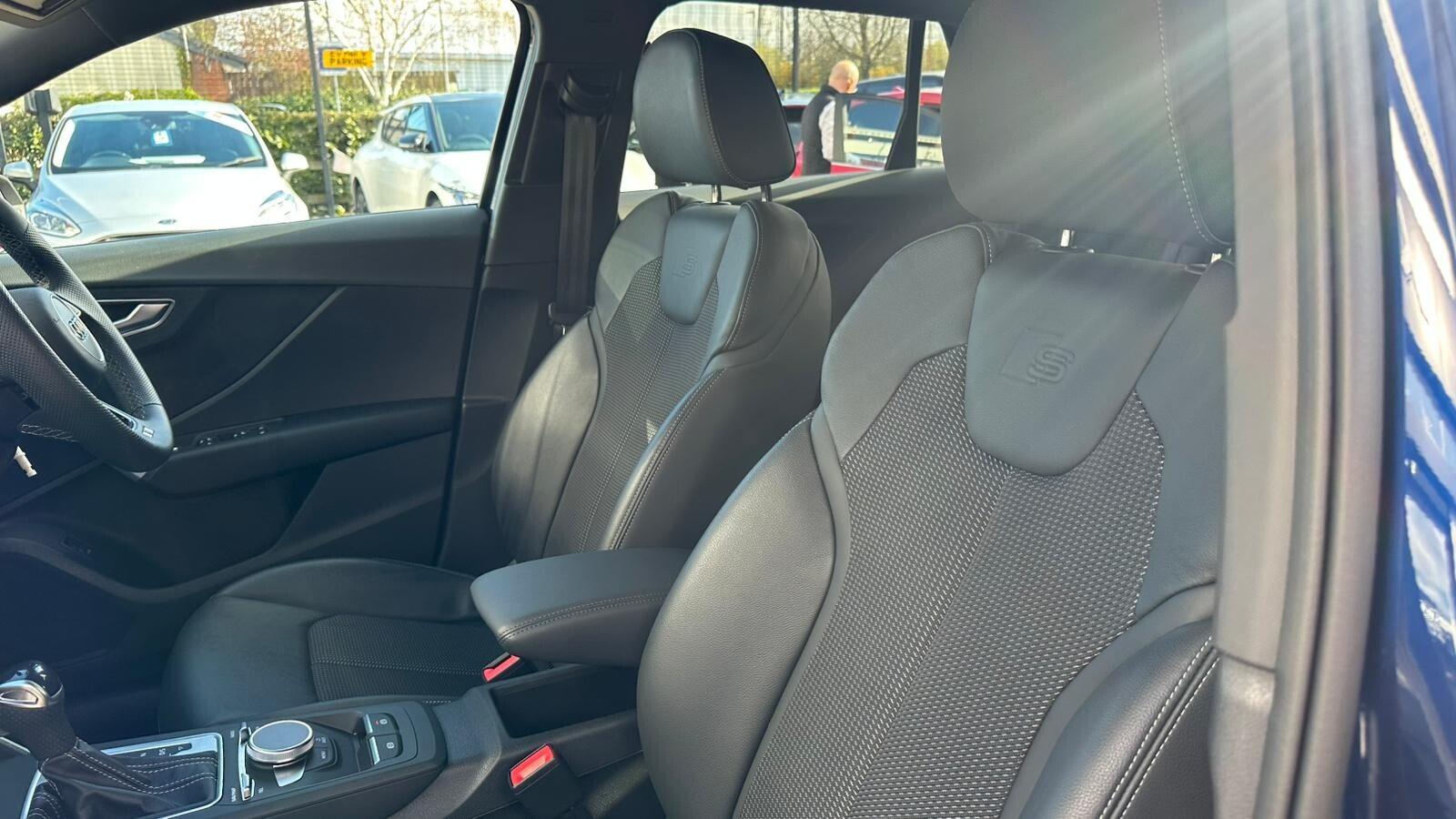 Audi Q2 view 23