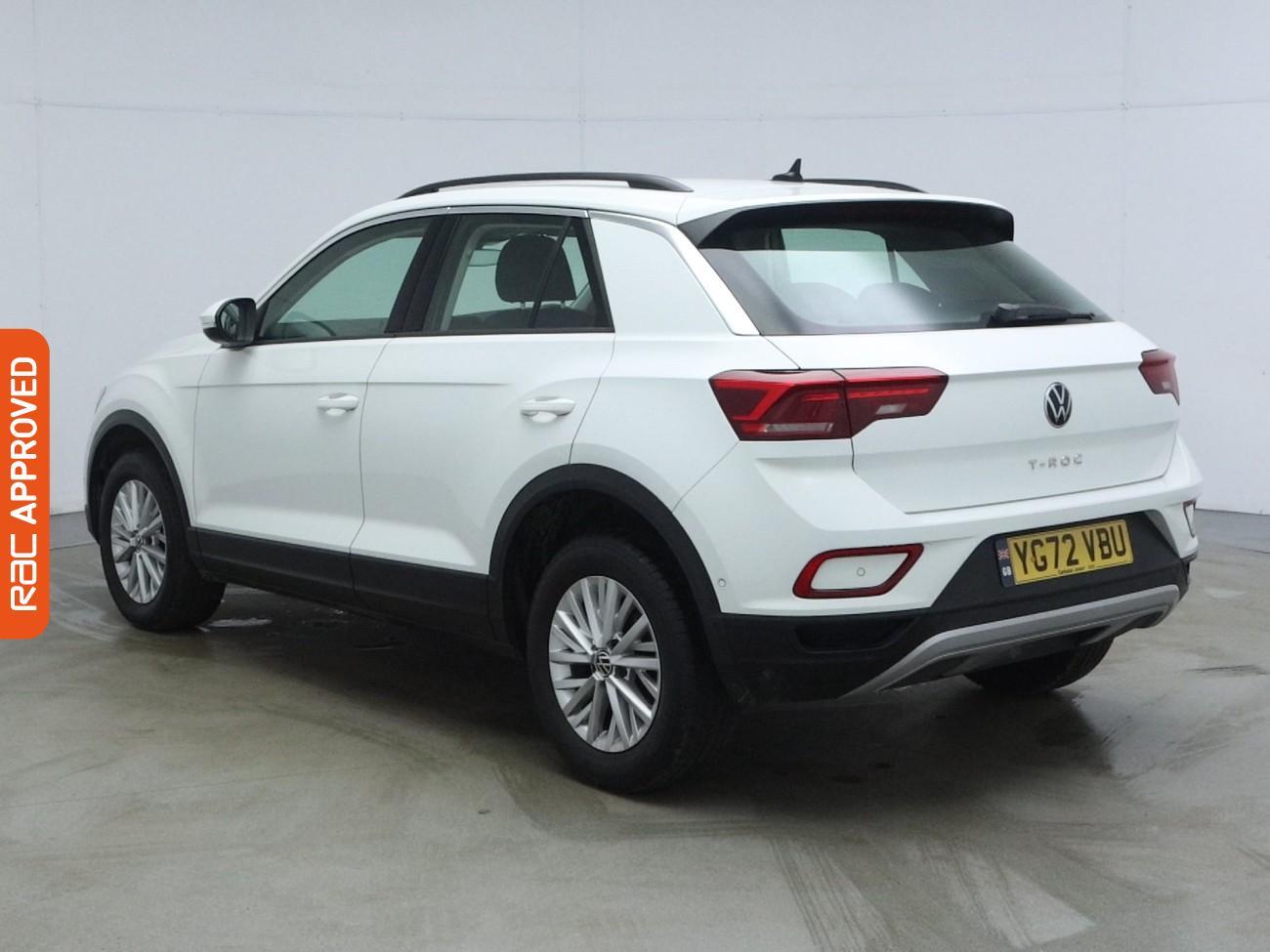 Volkswagen T-Roc view 4