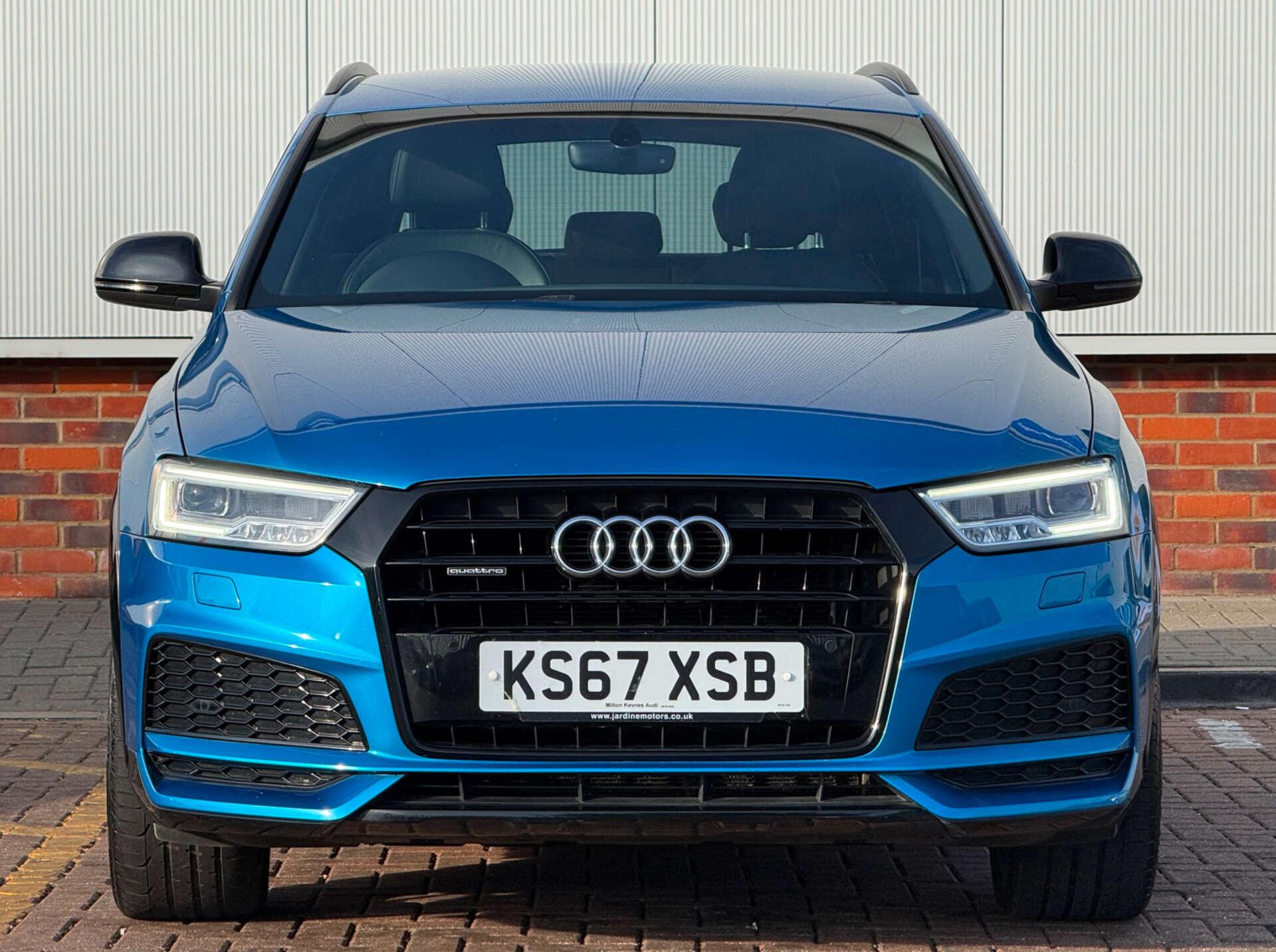 Audi Q3 view 2