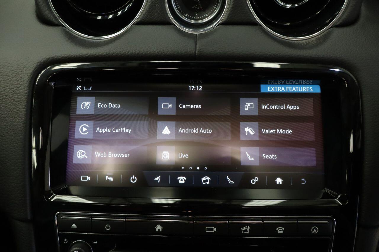 Jaguar XJ view 20