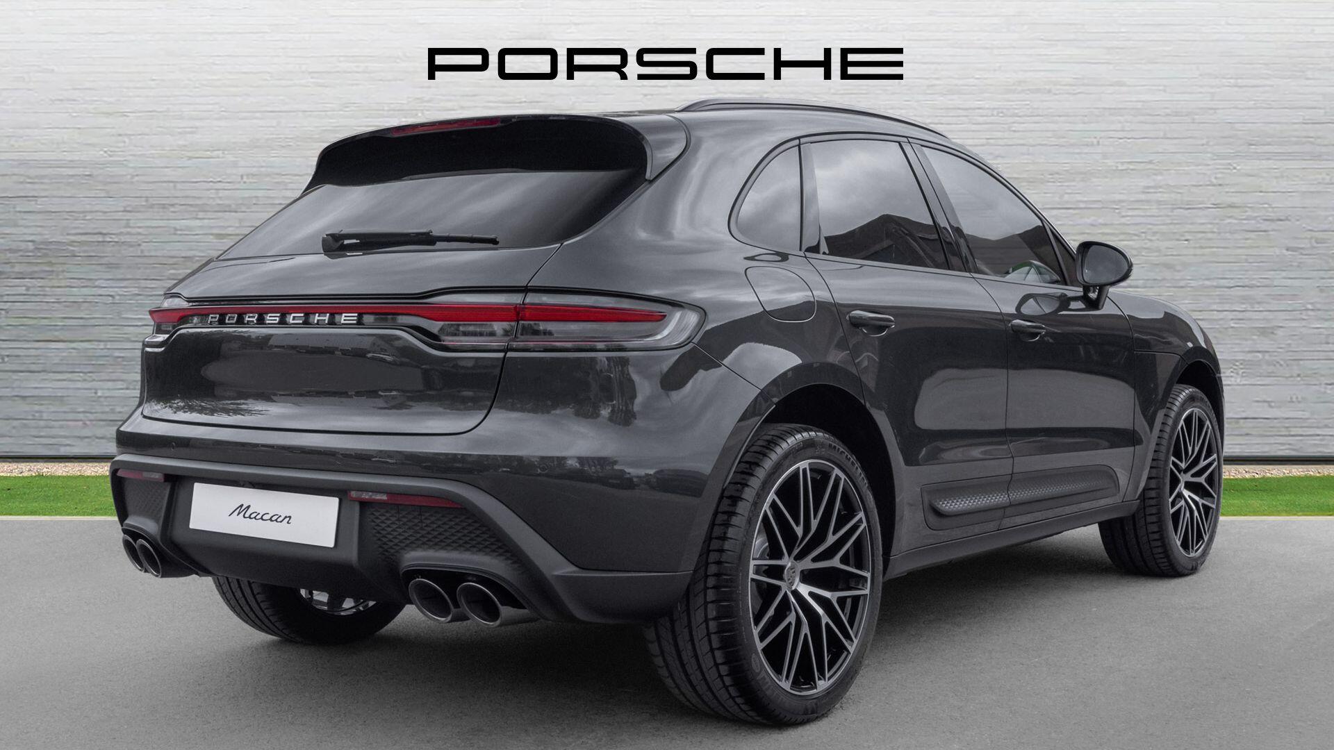 Porsche Macan view 9