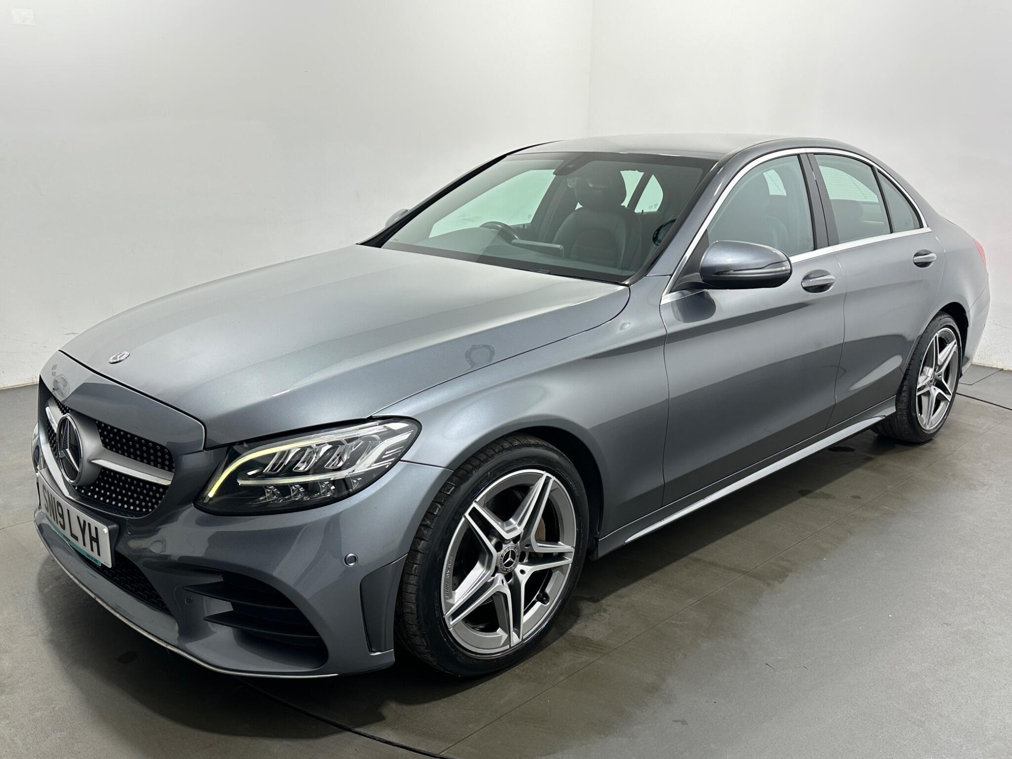 Mercedes-Benz C-Class view 51