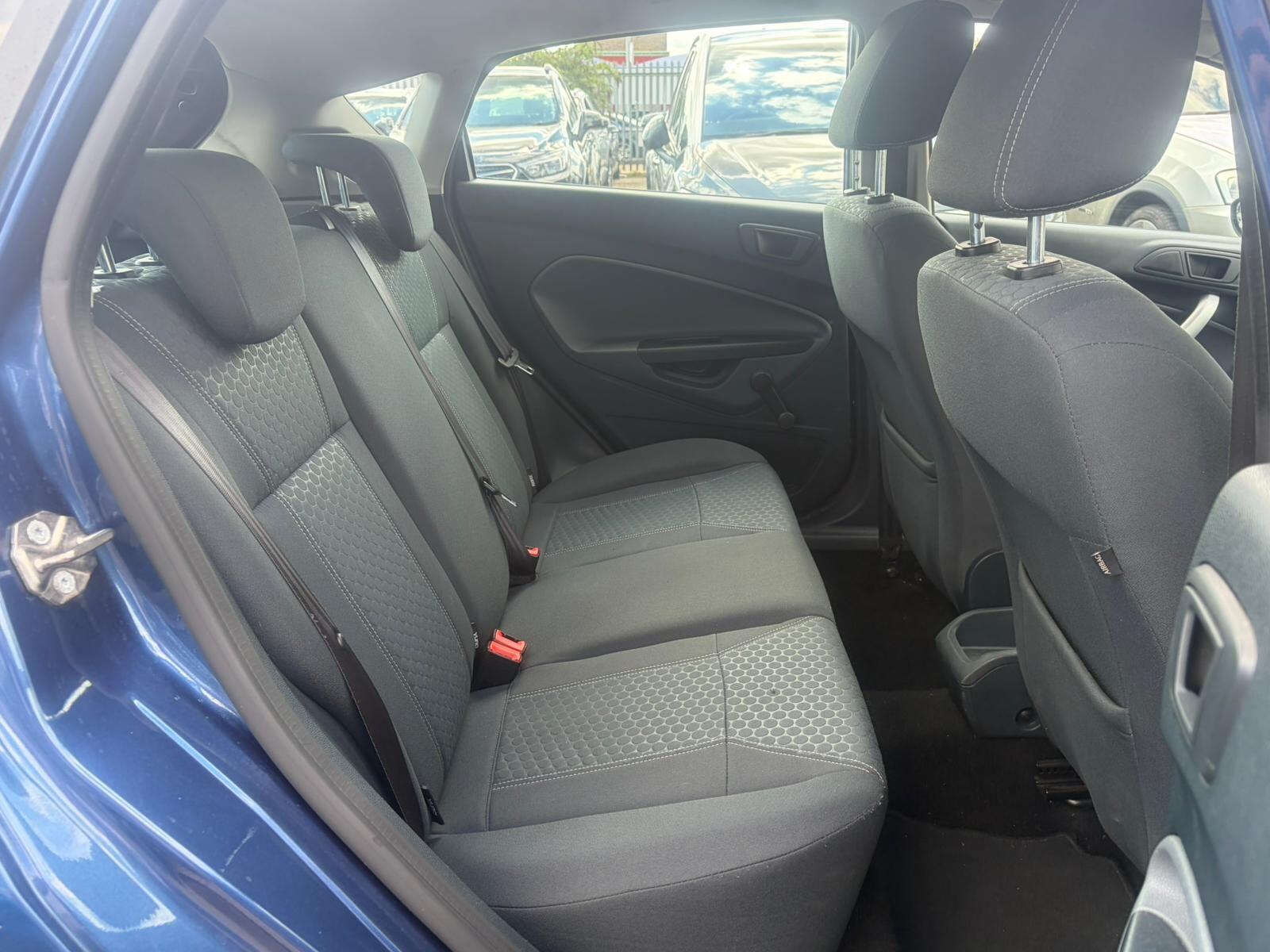 Ford Fiesta view 12
