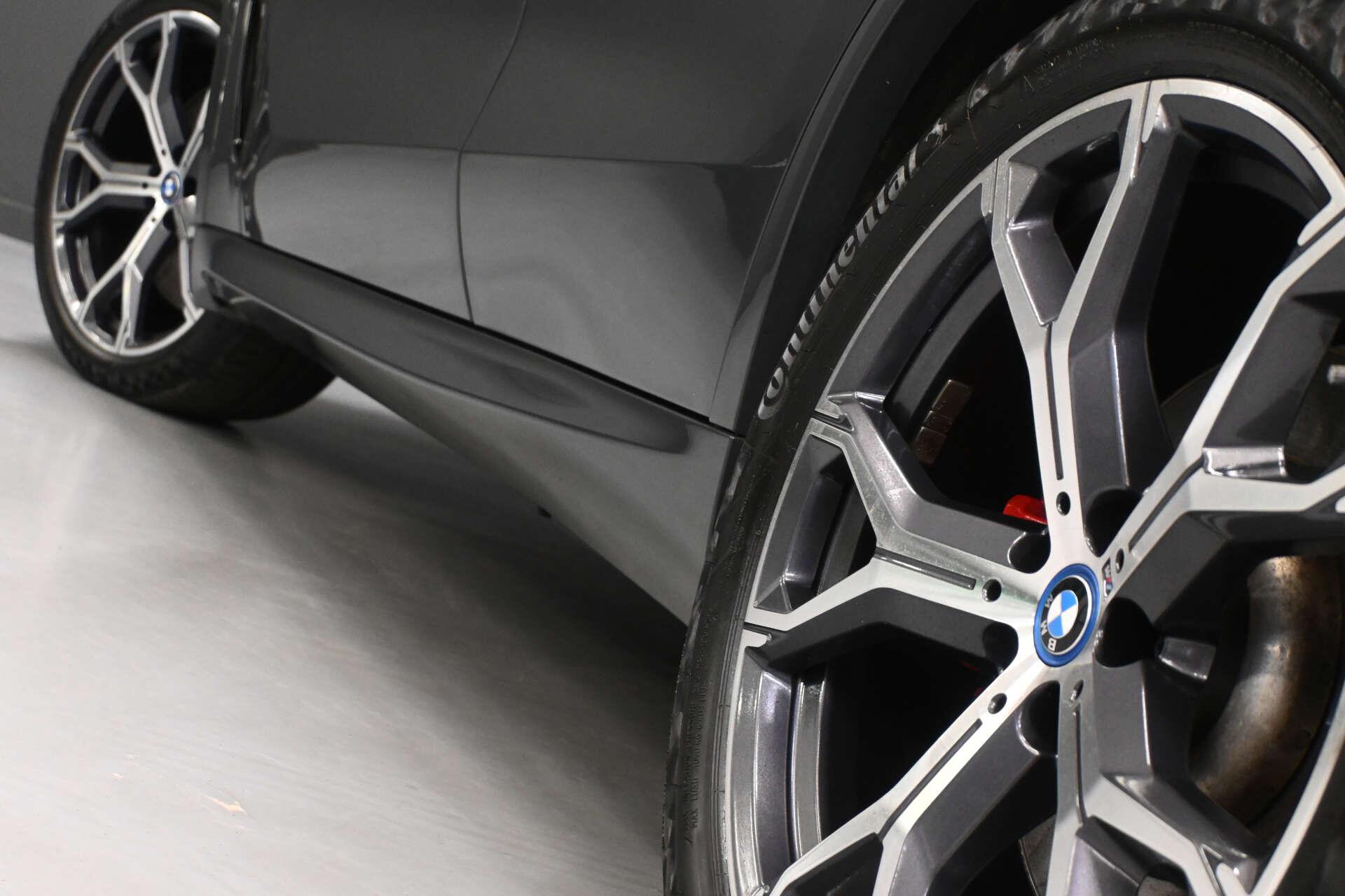 BMW X5 view 33