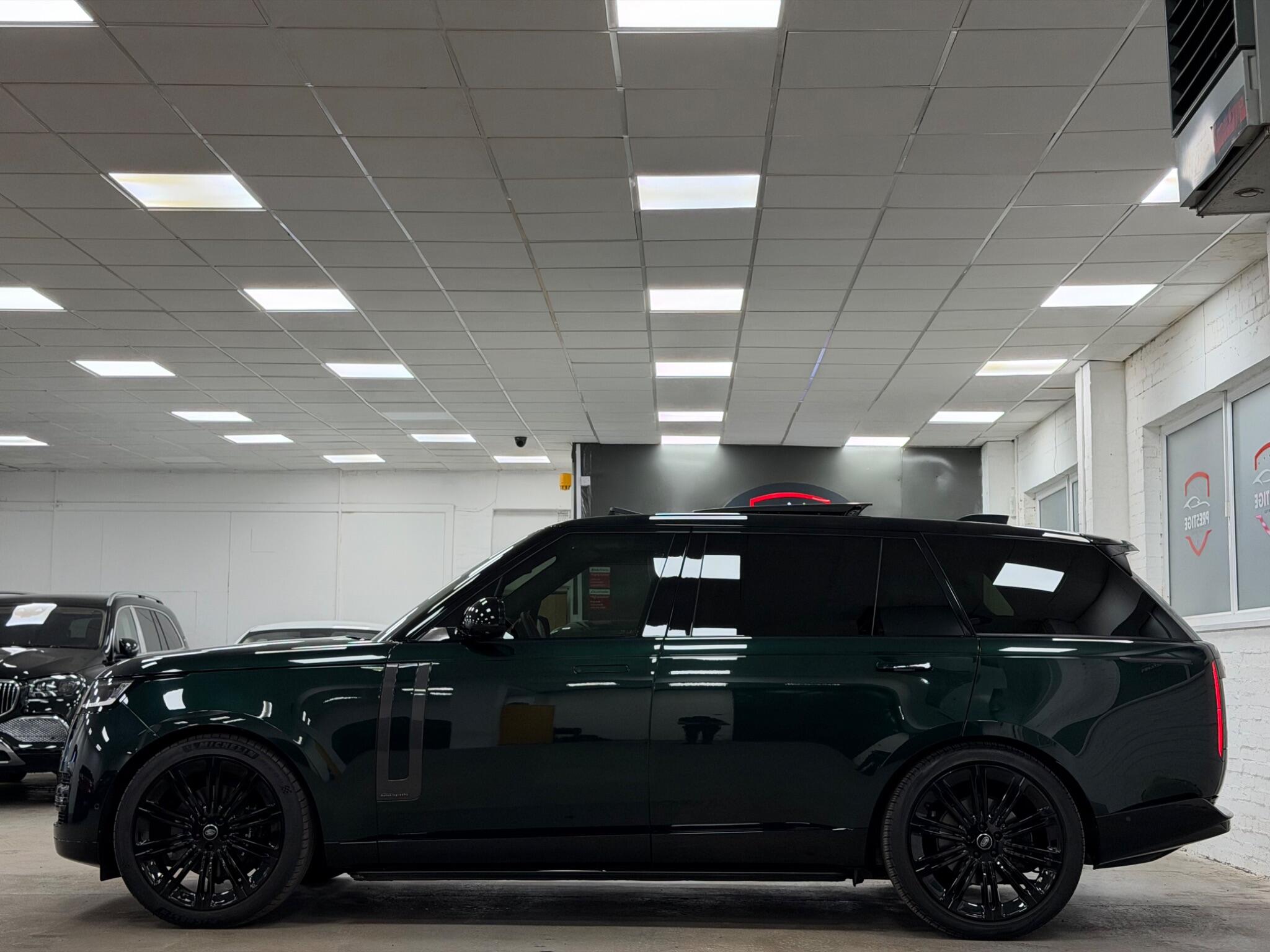 Land Rover Range Rover view 37