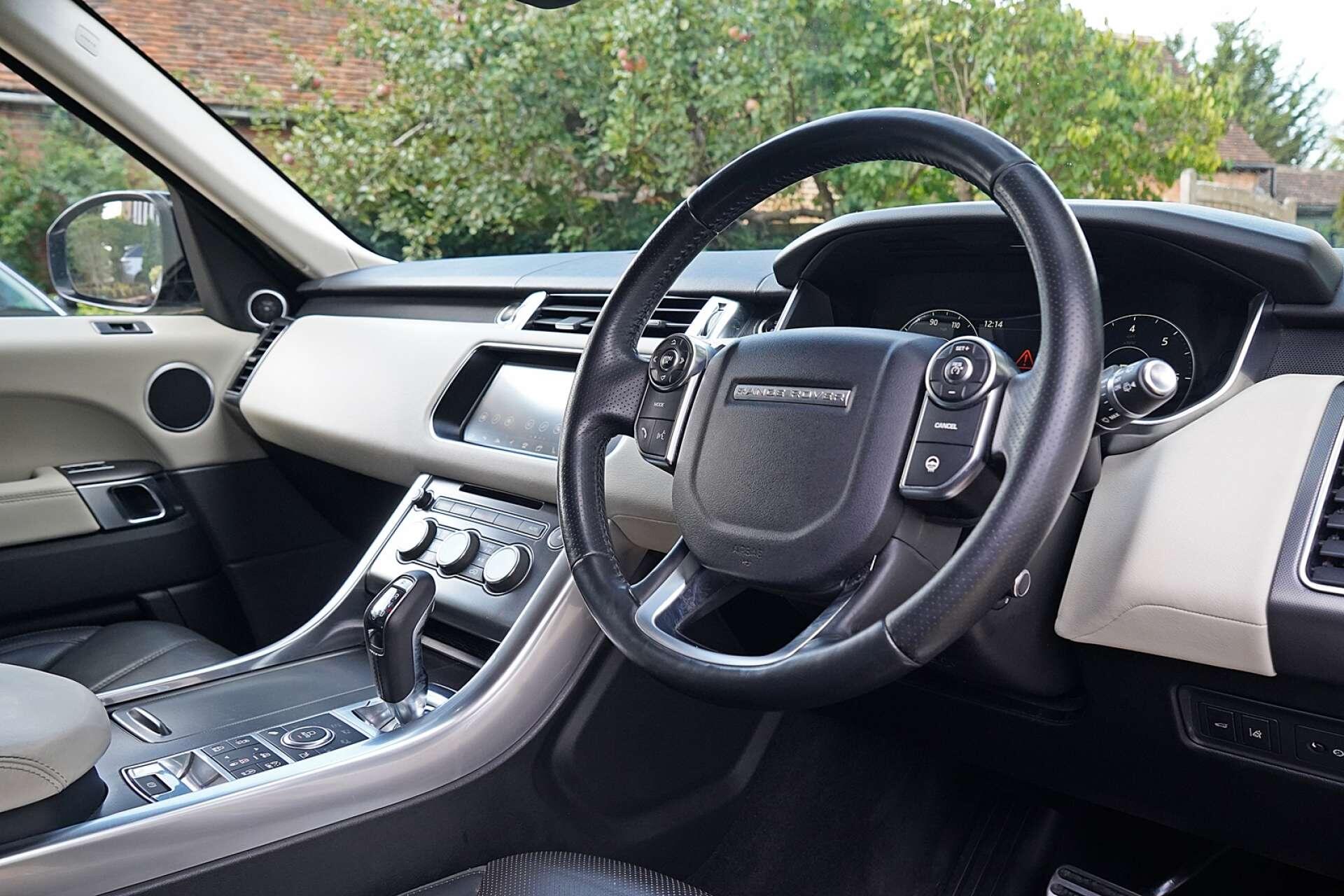 Land Rover Range Rover Sport view 24