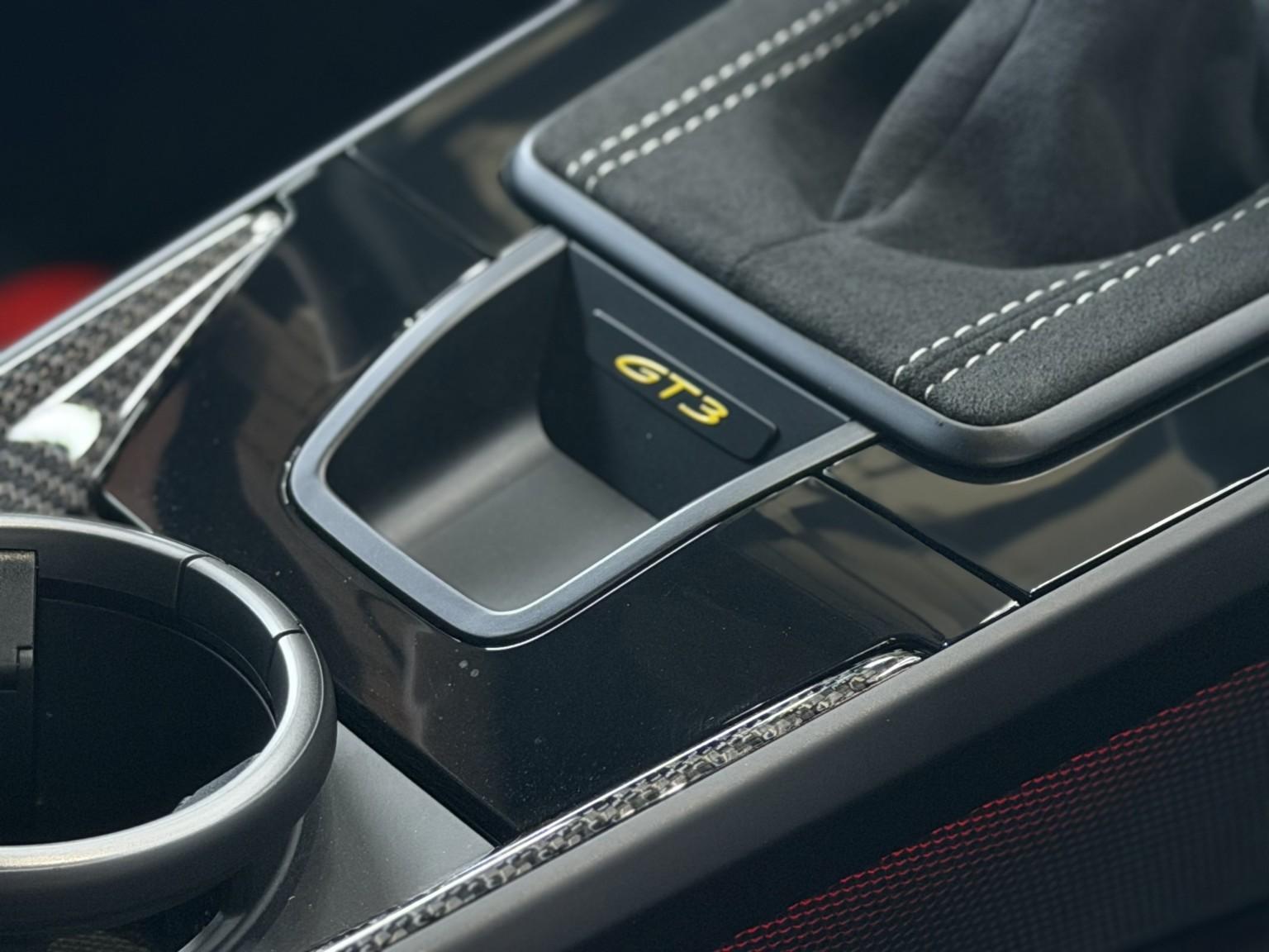 Porsche 911 view 51