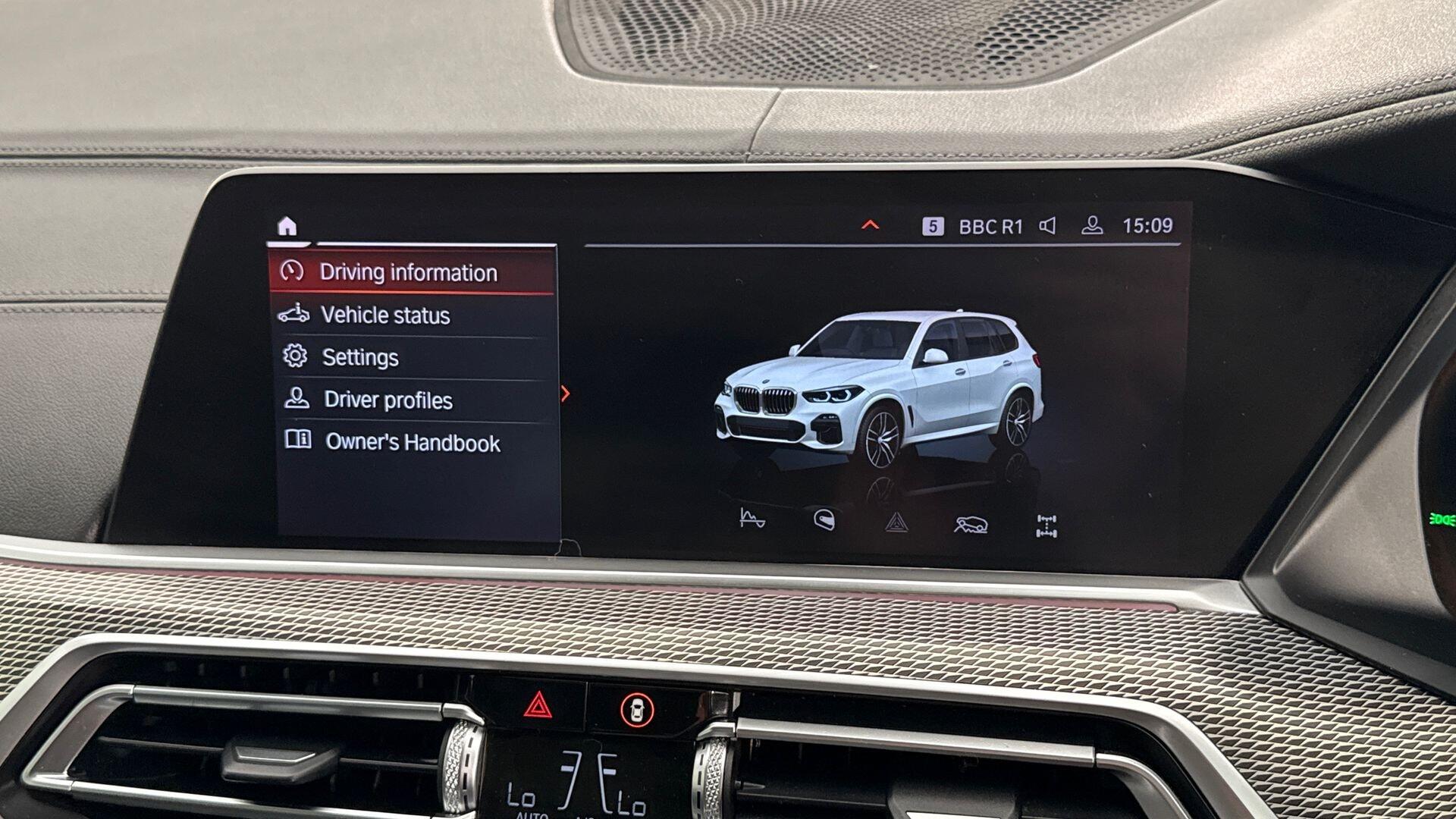 BMW X5 view 31