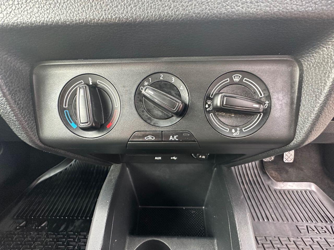 Skoda Fabia view 52