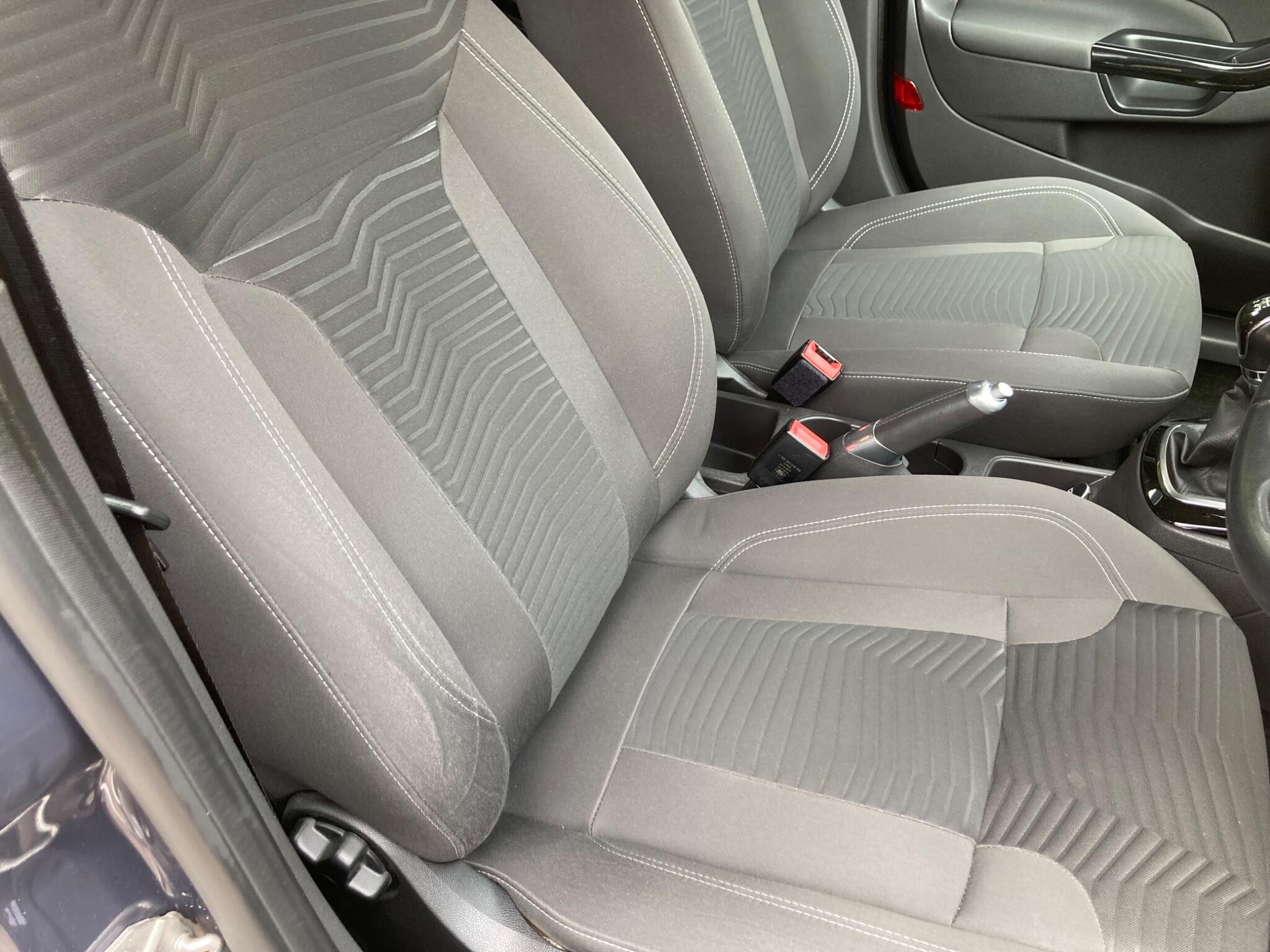 Ford Fiesta view 12