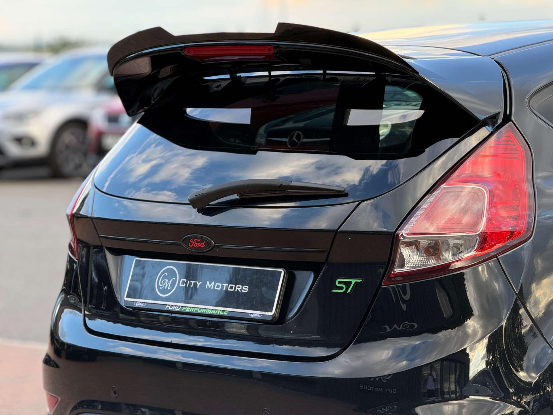 Ford Fiesta view 22