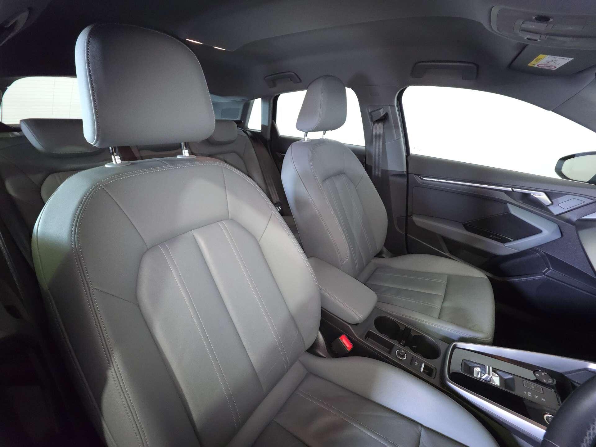 Audi A3 view 16