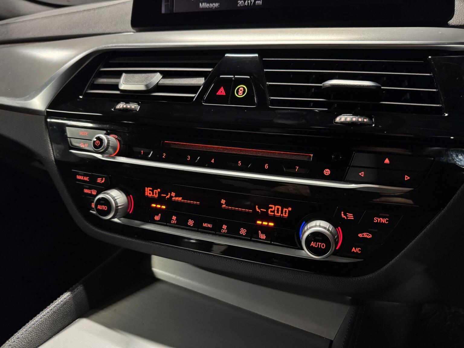 BMW 5 Series view 27