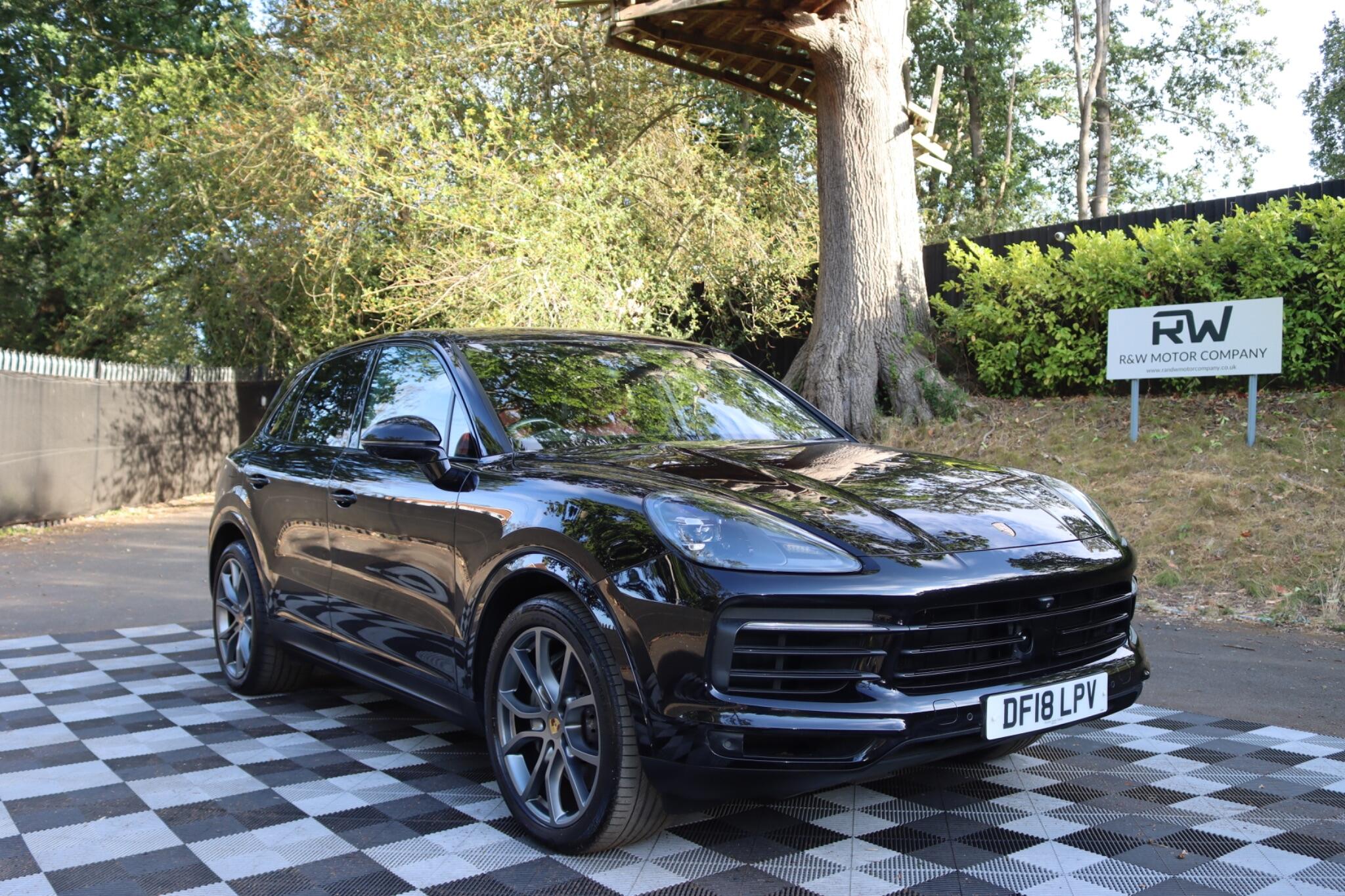 Porsche Cayenne view 20