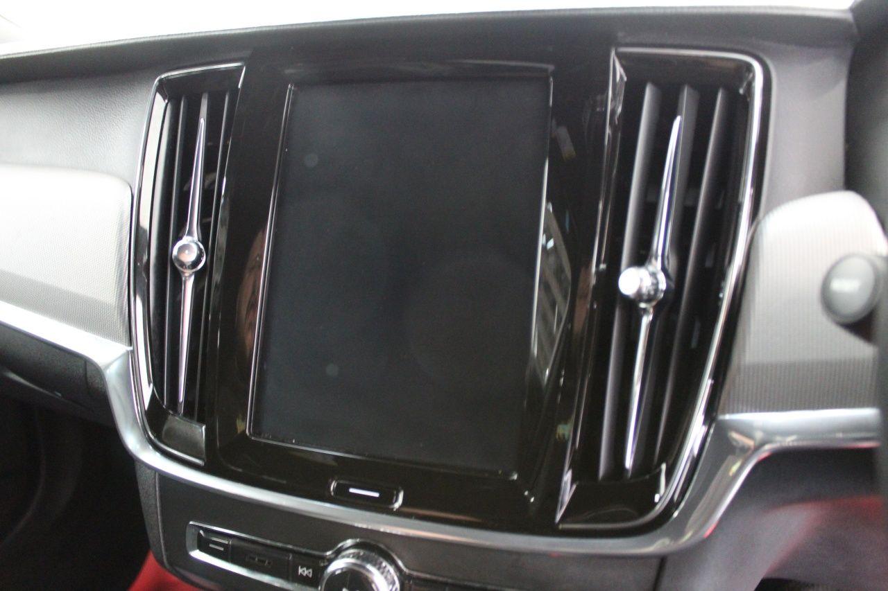 Volvo V90 view 42