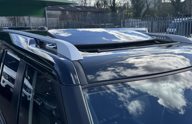 Land Rover Discovery view 20