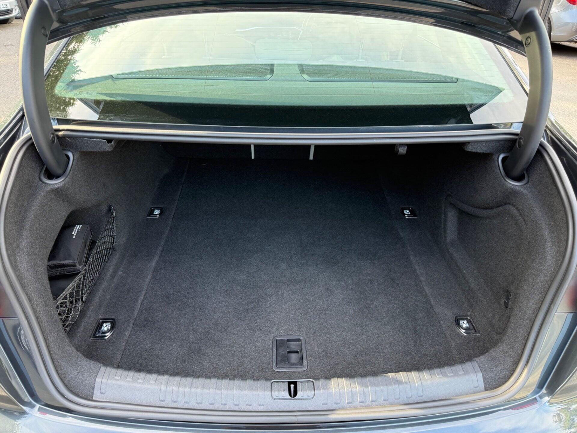 Audi A6 view 60