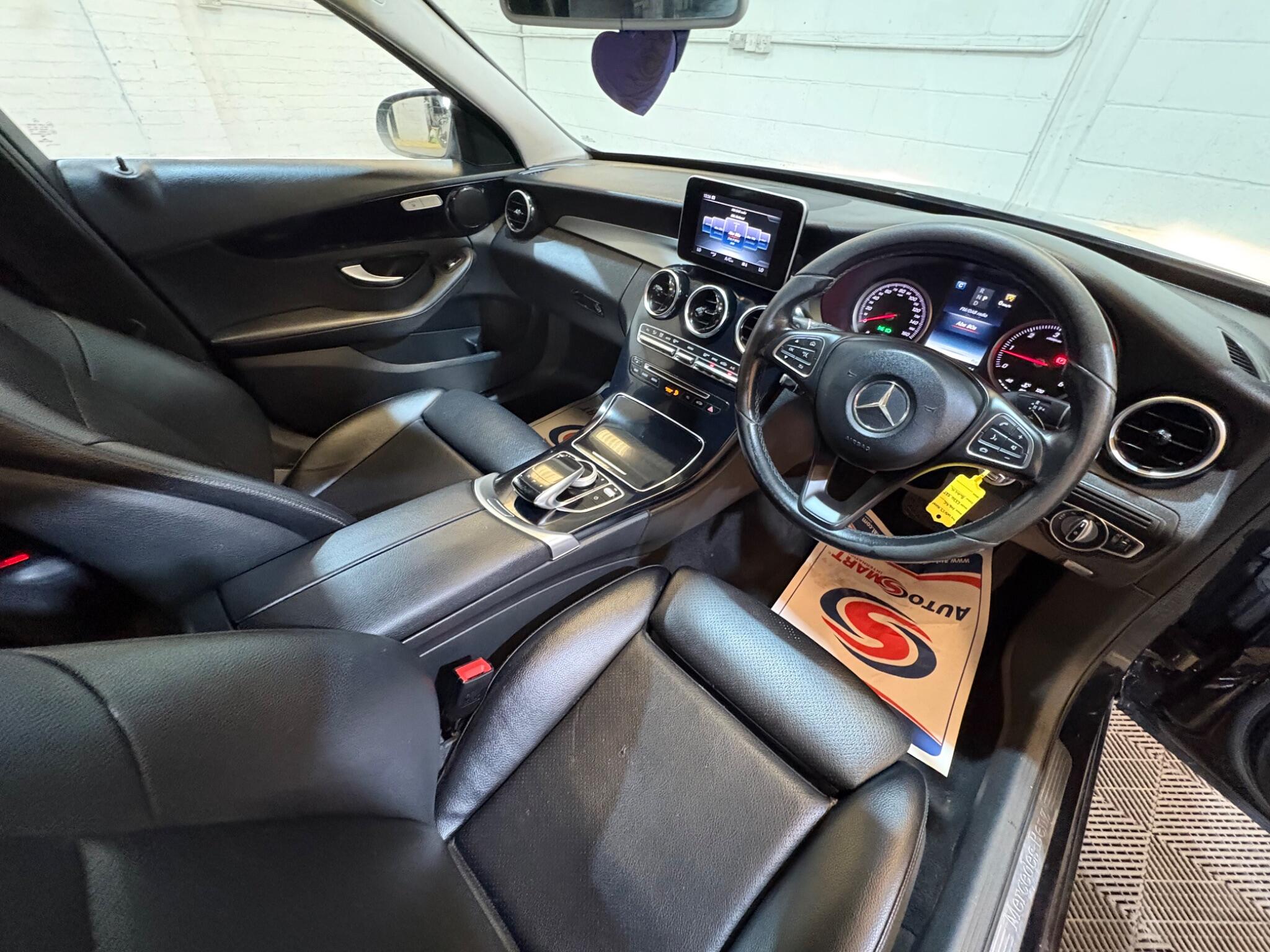 Mercedes-Benz C Class view 34