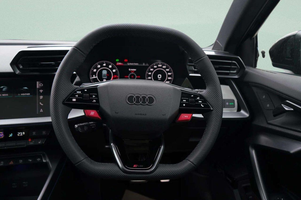 Audi RS3 view 34