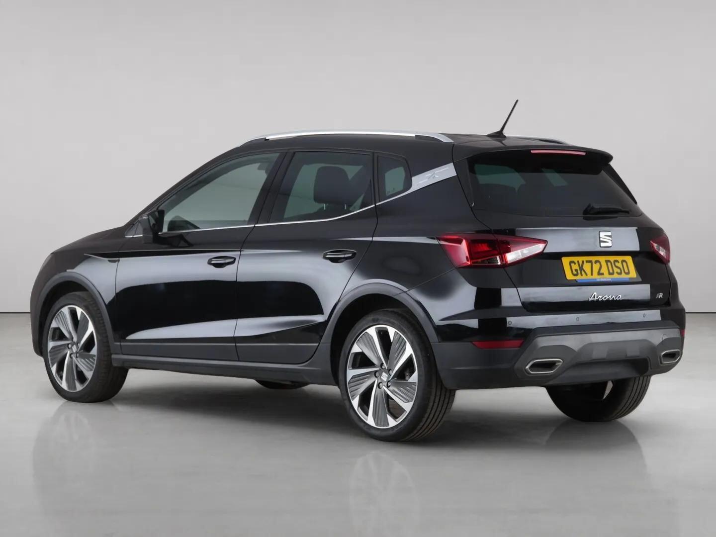 Seat Arona view 8