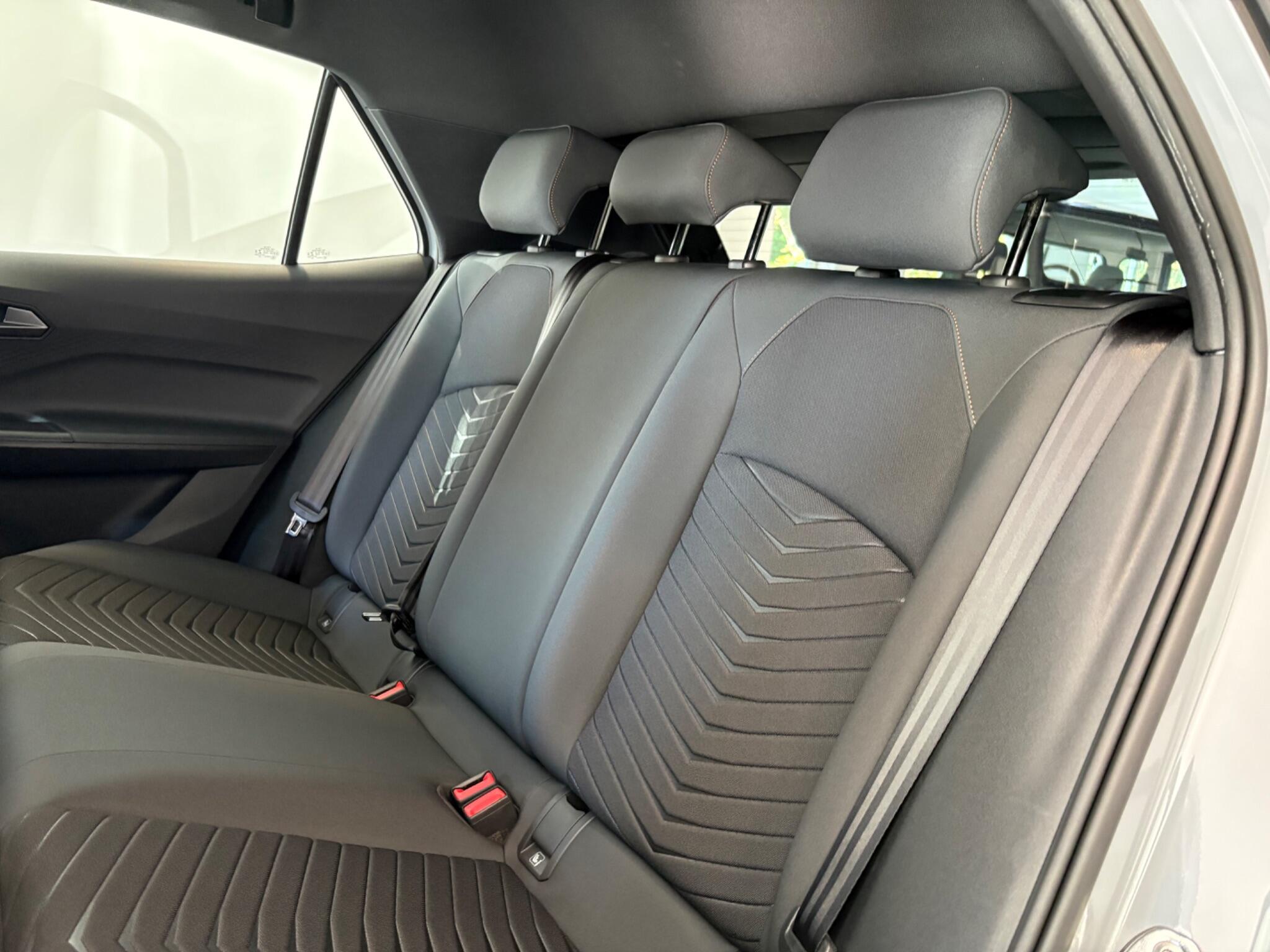 Cupra Born view 13