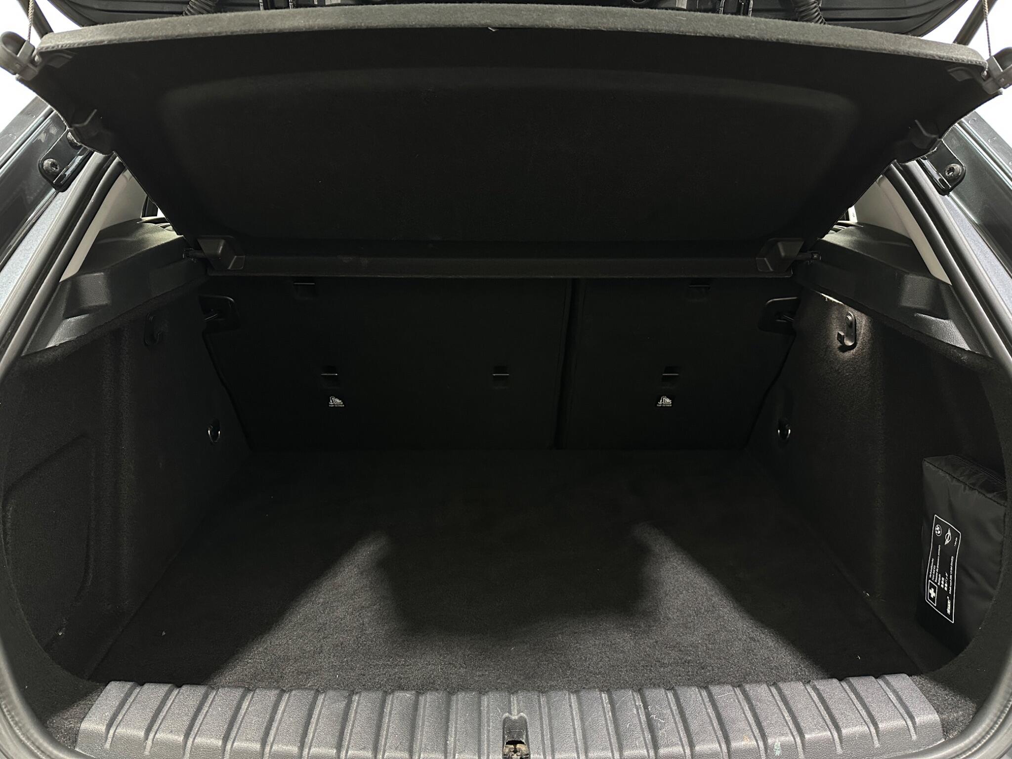 BMW 1 Series view 48
