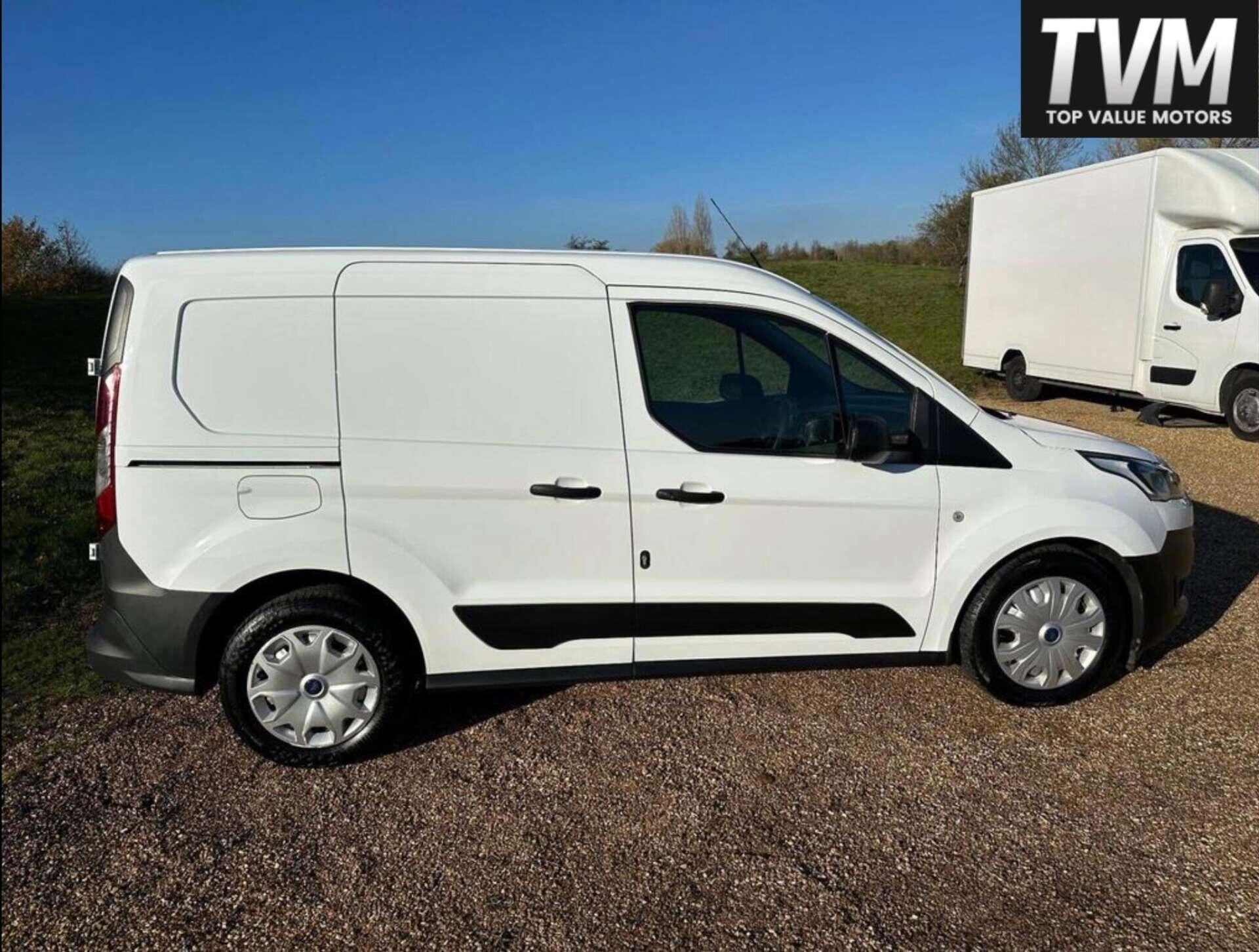 Ford Transit Connect view 7