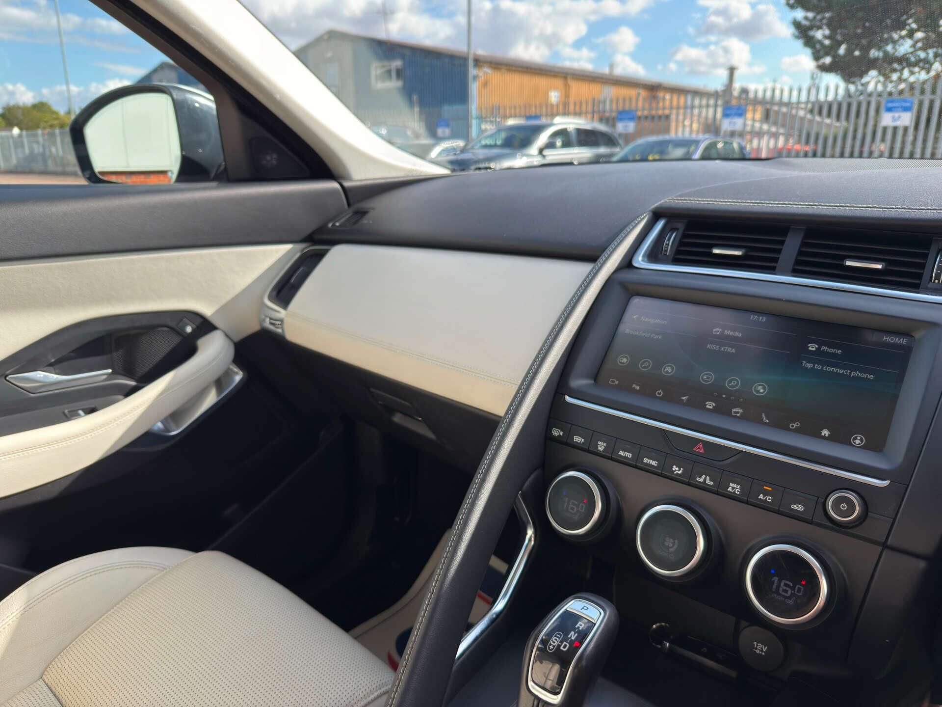 Jaguar E-Pace view 54
