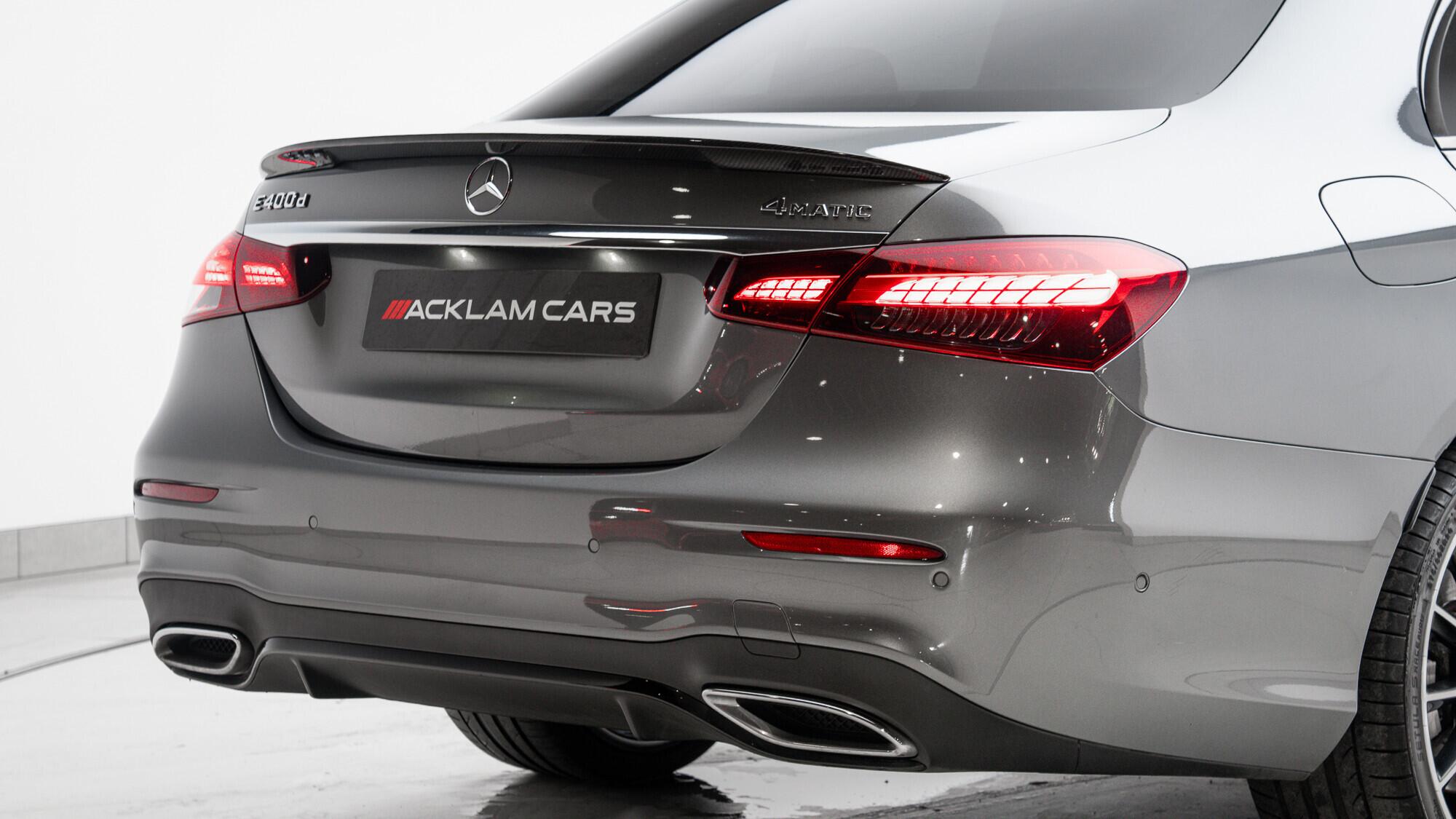 Mercedes-Benz E Class view 16