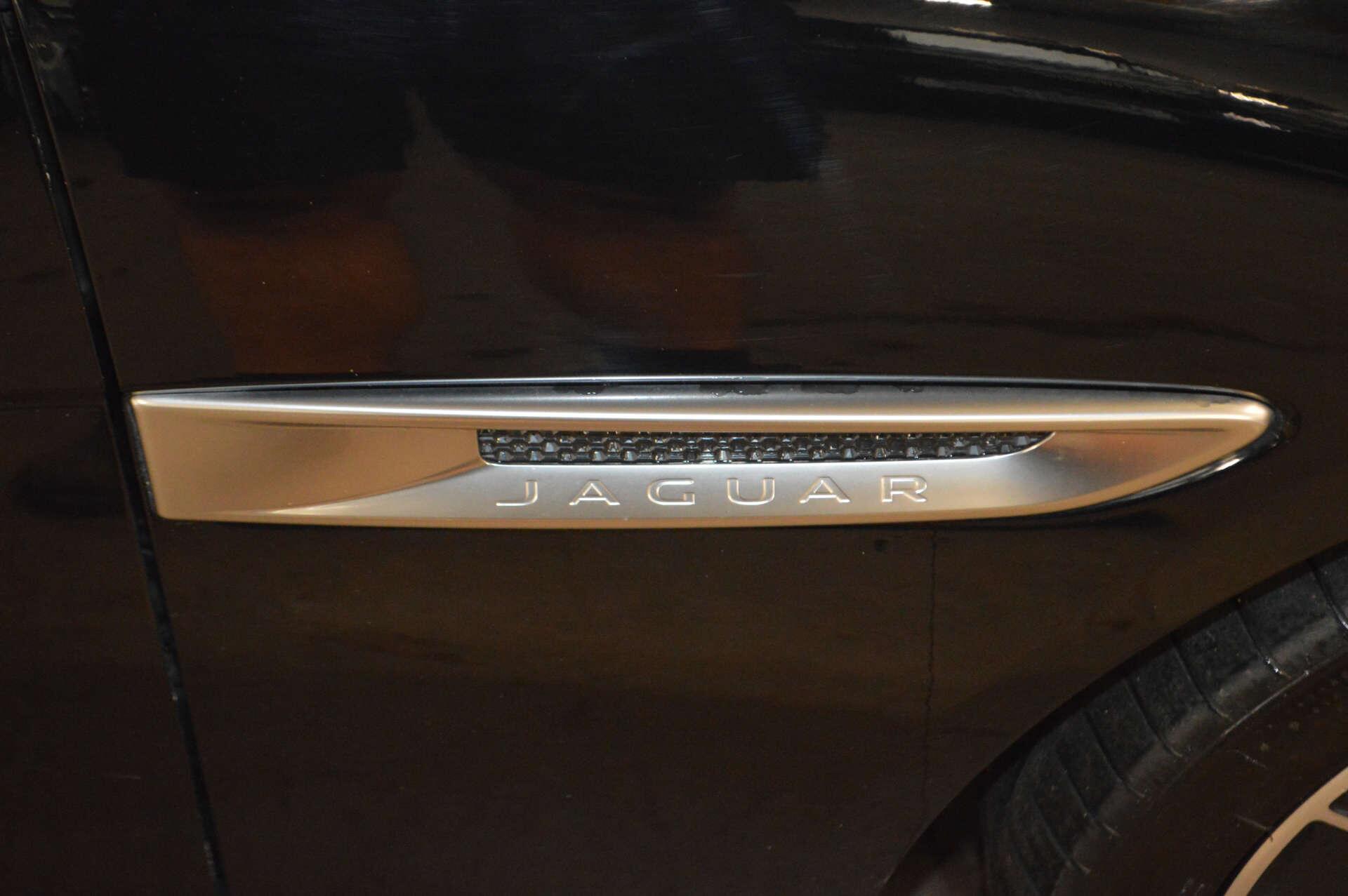 Jaguar Xe view 38