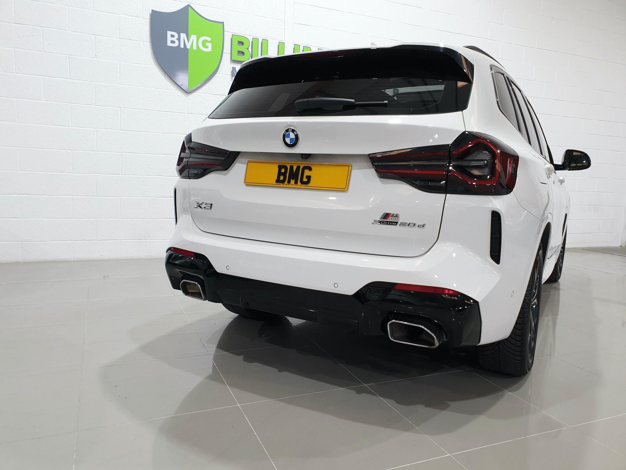 BMW X3 view 18