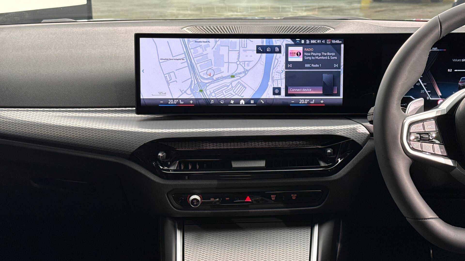 BMW 3 Series view 8