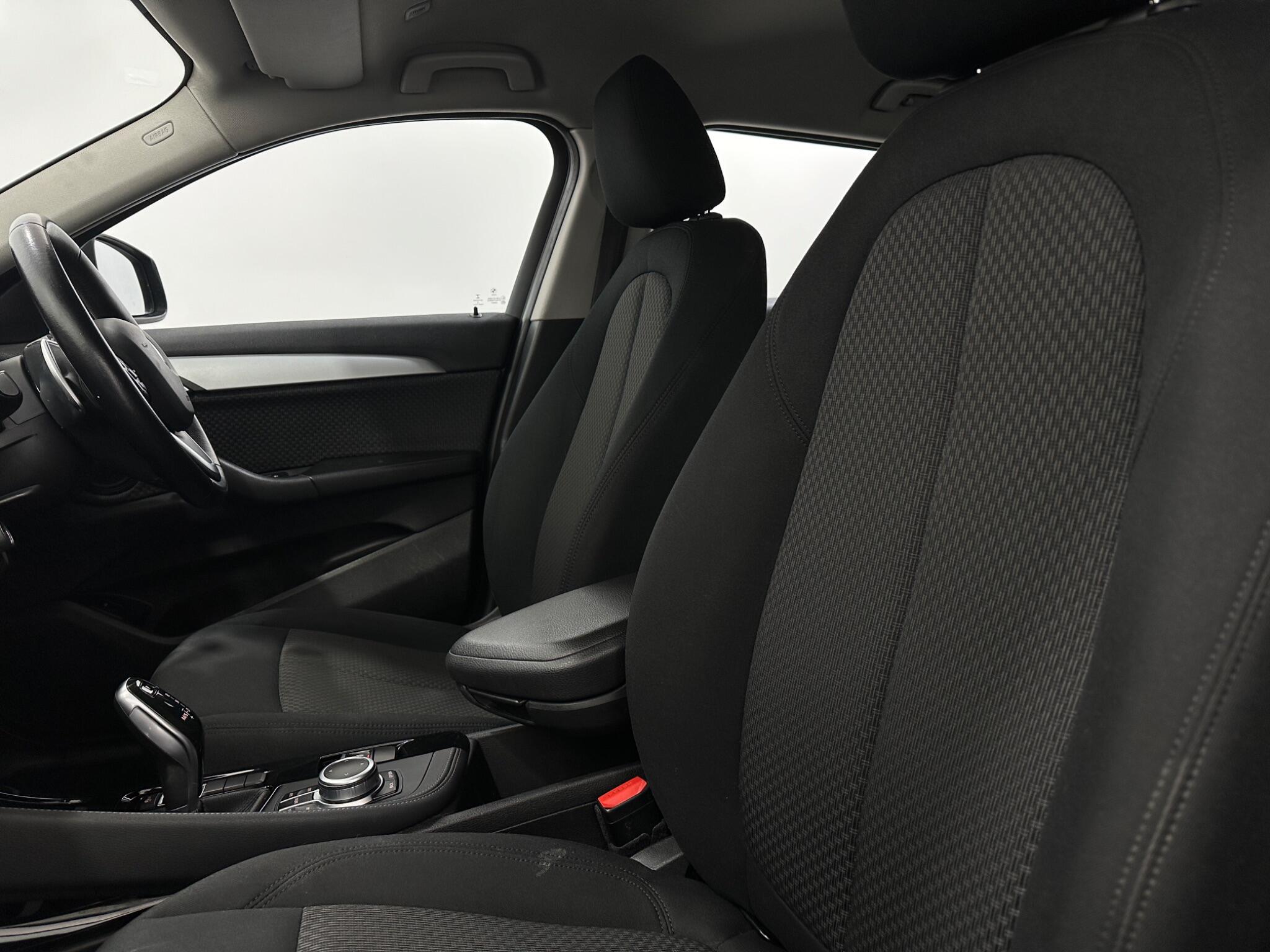 BMW X2 view 34
