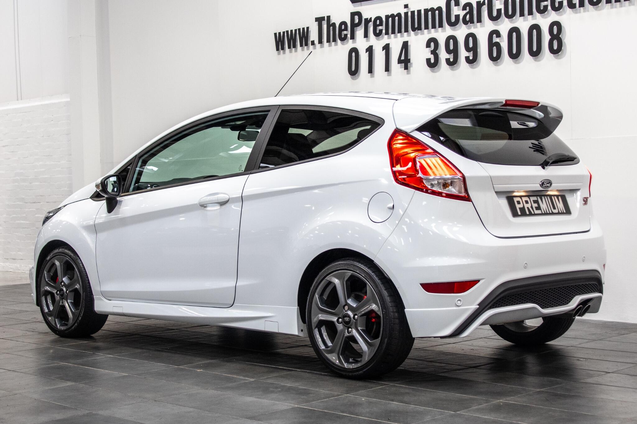 Ford Fiesta view 5
