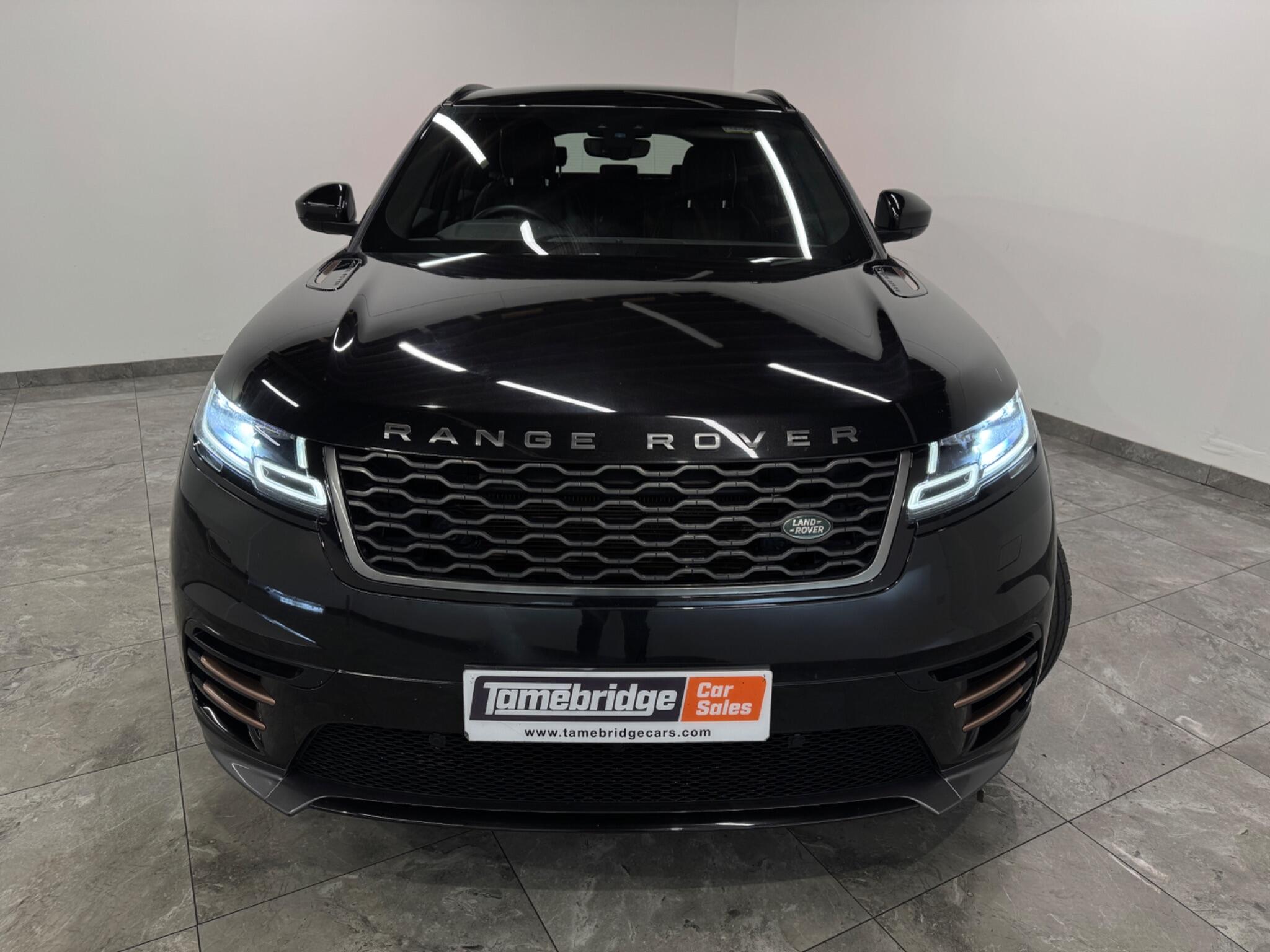 Land Rover Range Rover Velar view 2