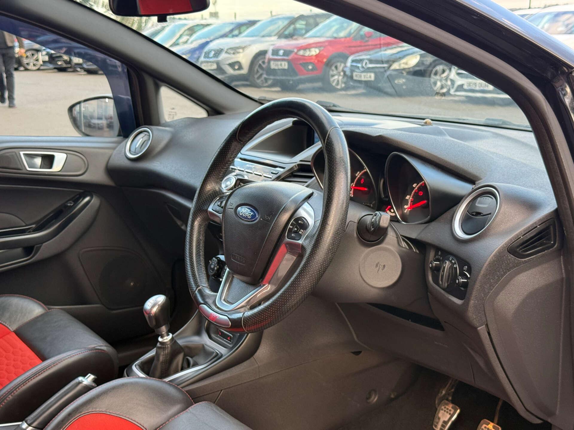 Ford Fiesta view 45