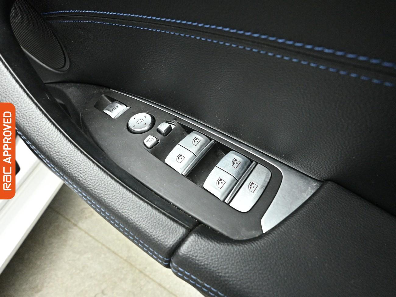 BMW Ix3 view 26
