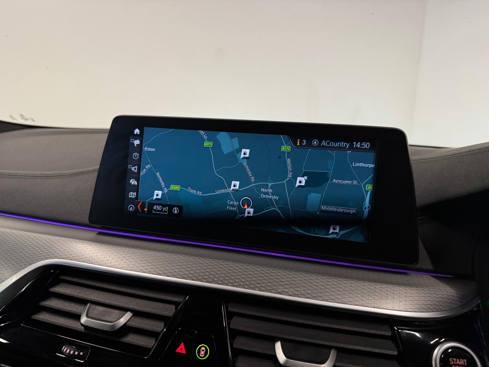 BMW 5 Series view 21