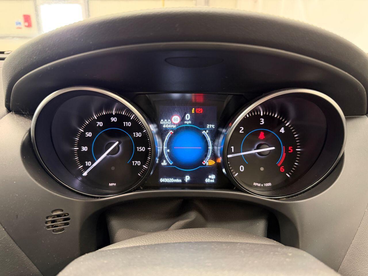 Jaguar F-Pace view 23