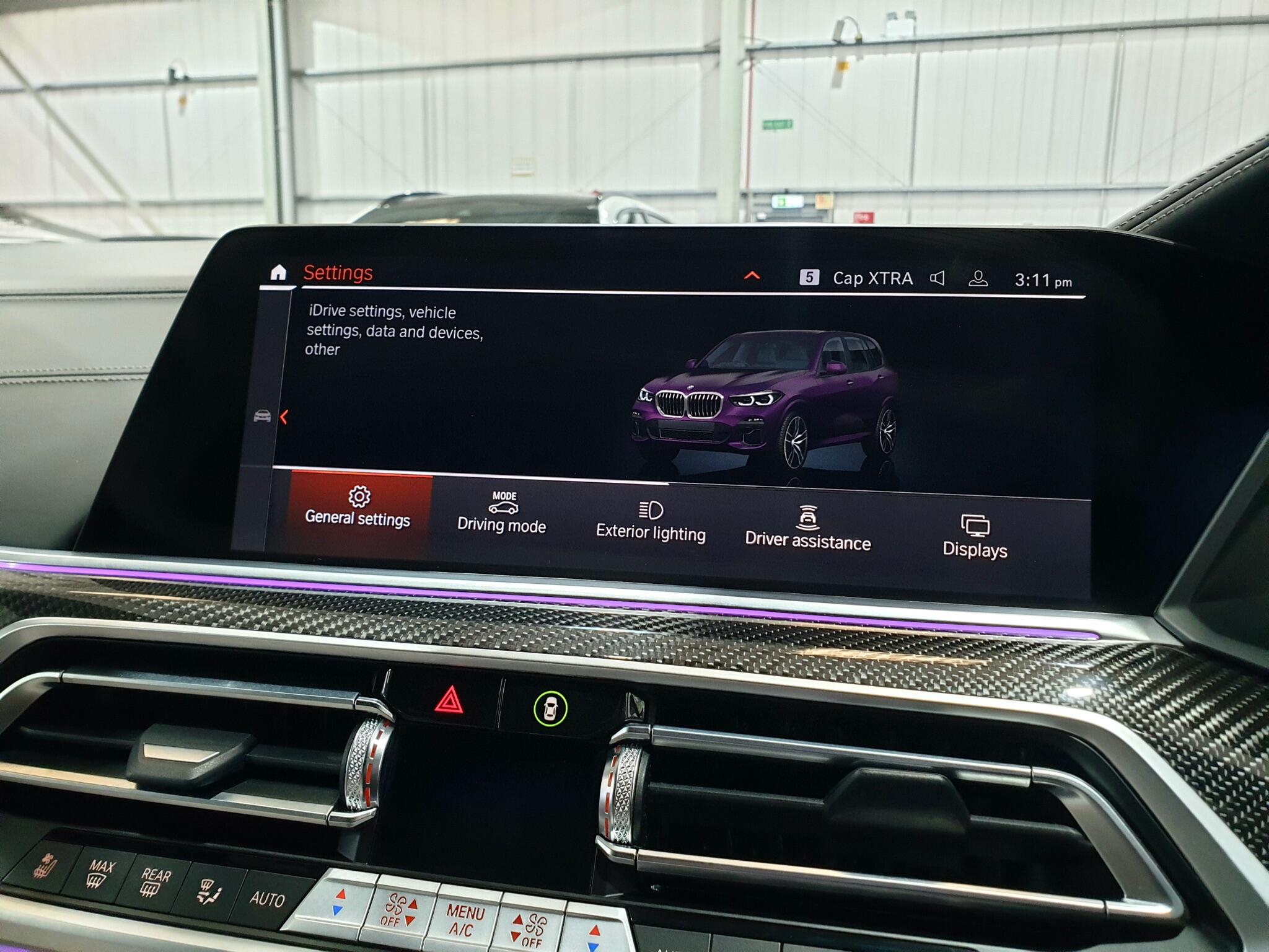 BMW X5 view 90