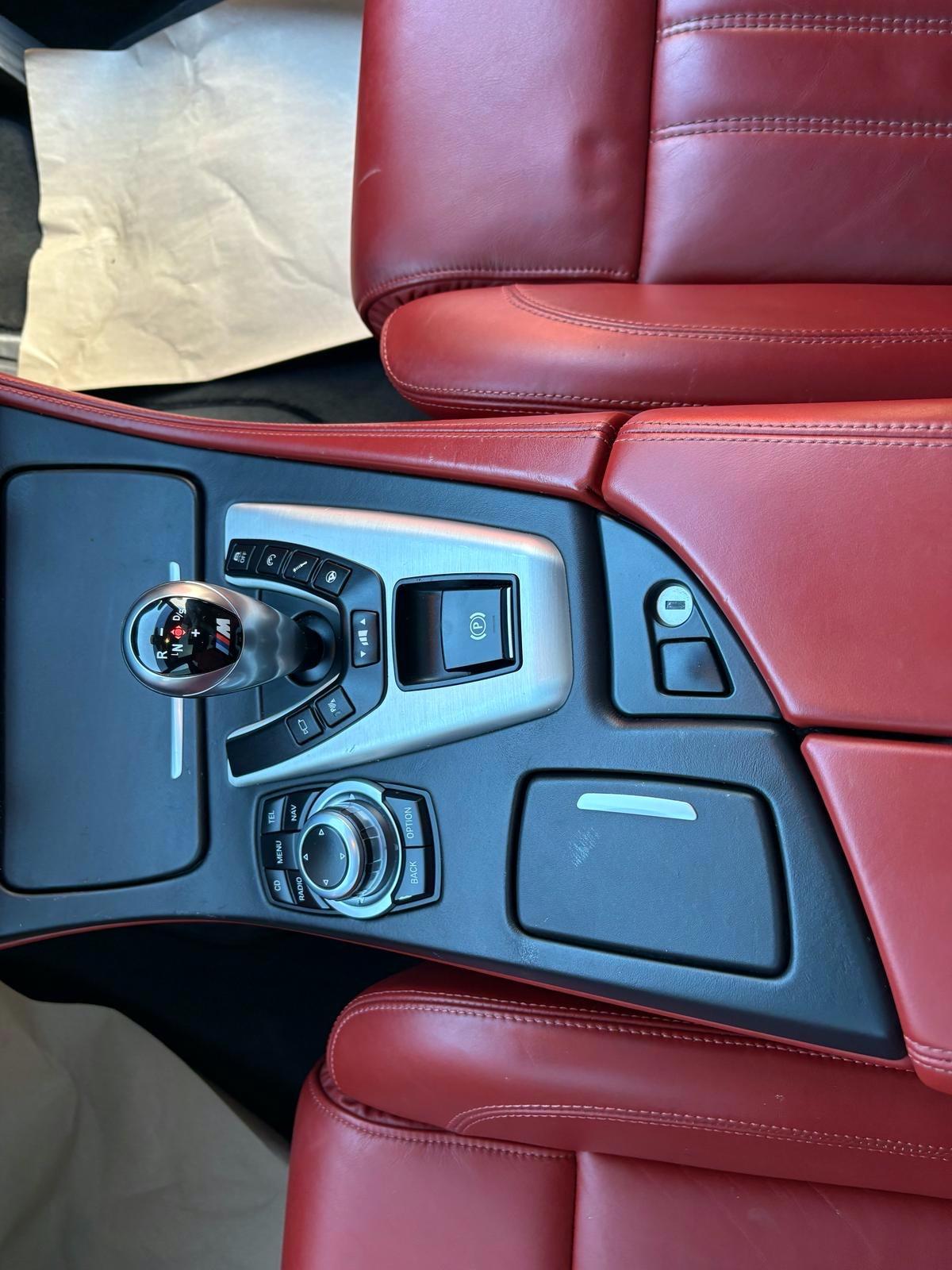BMW M5 view 24