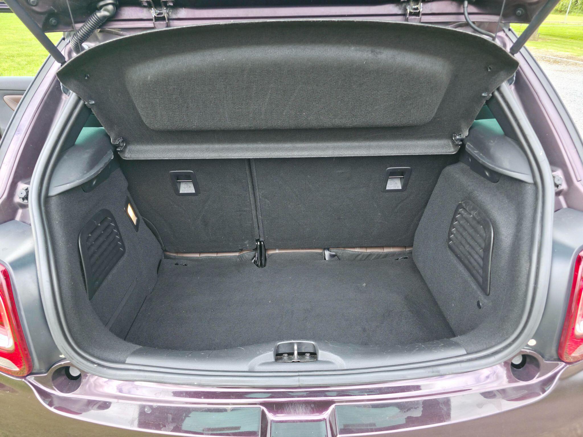 DS Automobiles DS 3 view 53