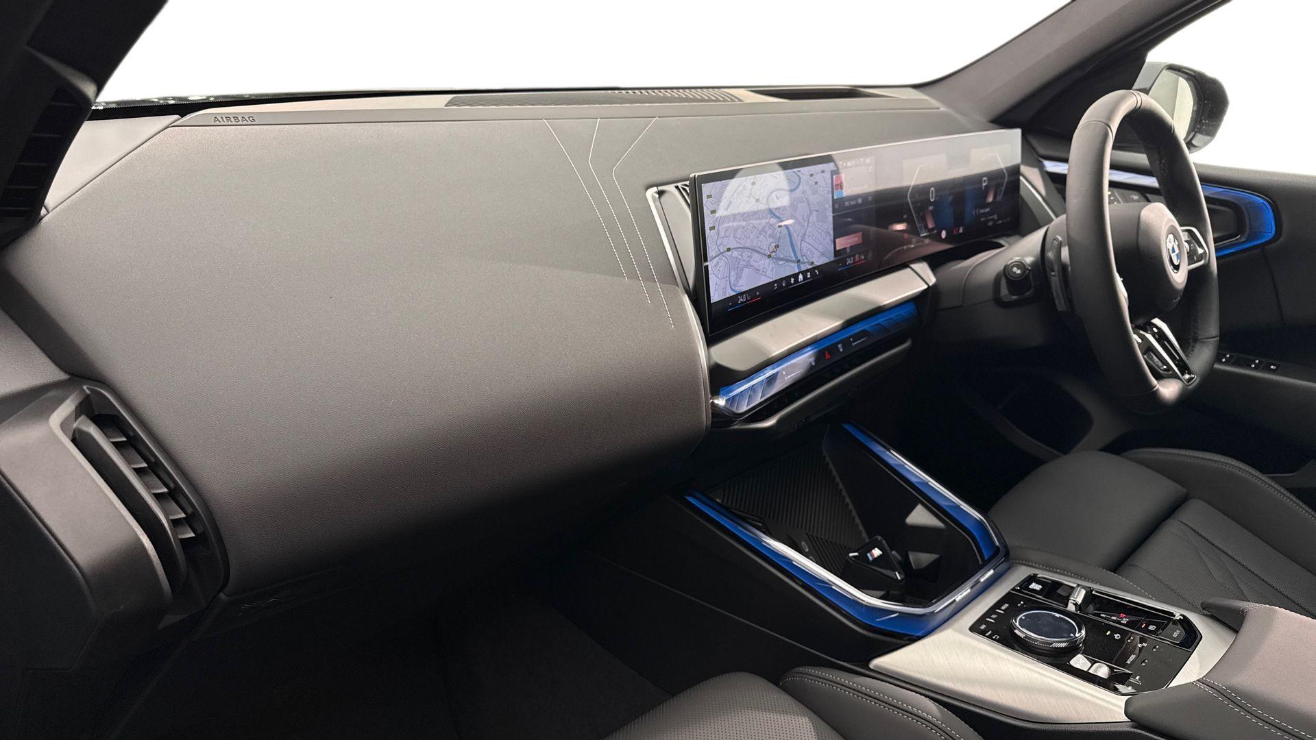 BMW X3 view 7