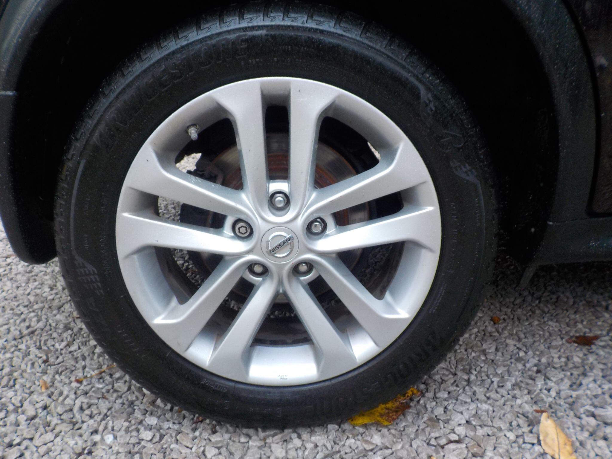Nissan Juke 1.2 DIG-T Acenta Euro 5 (s/s) 5dr Euro 5
