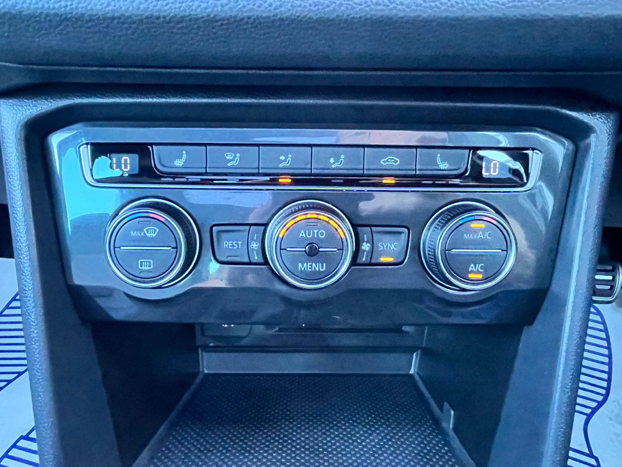 Volkswagen Tiguan view 28