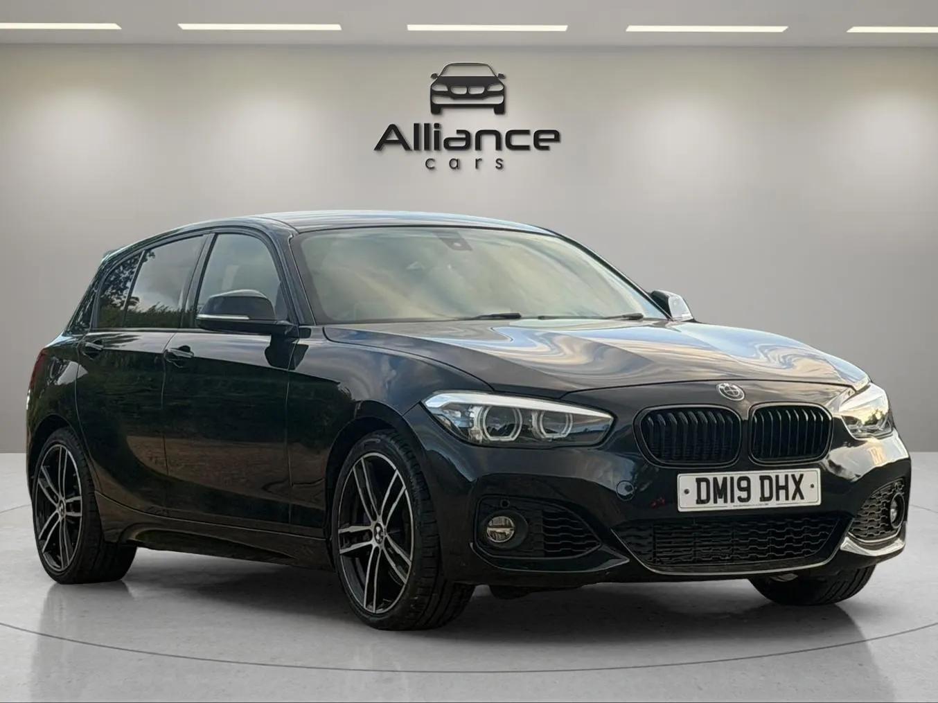 BMW 1 Series view 18