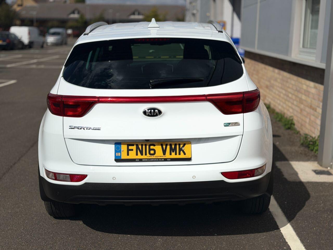 Kia Sportage view 11