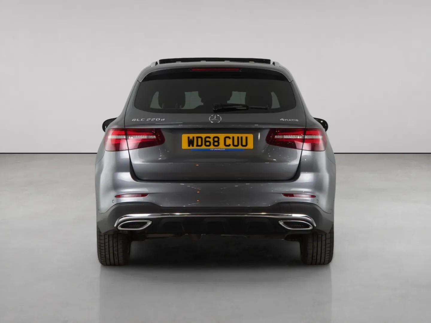 Mercedes-Benz GLC view 7