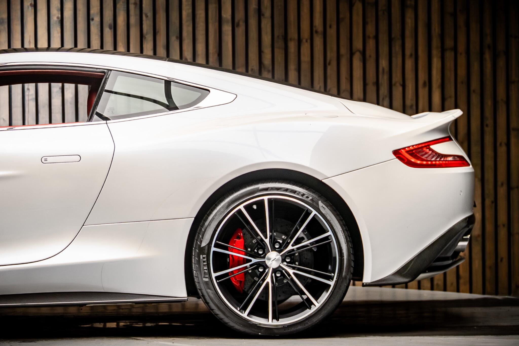 Aston Martin Vanquish view 18