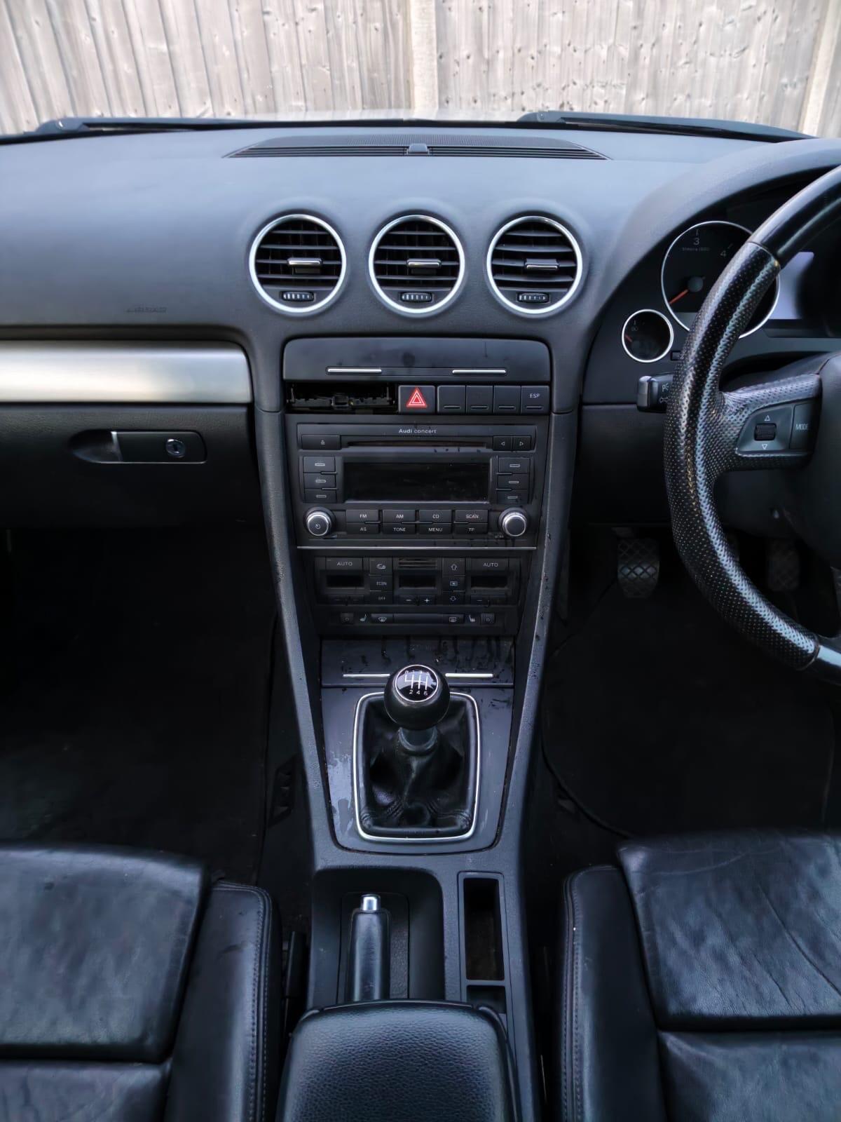 Audi A4 view 22